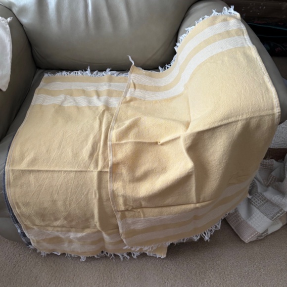 The loomia Turkish Kitchen Towels - Picture 3 of 8